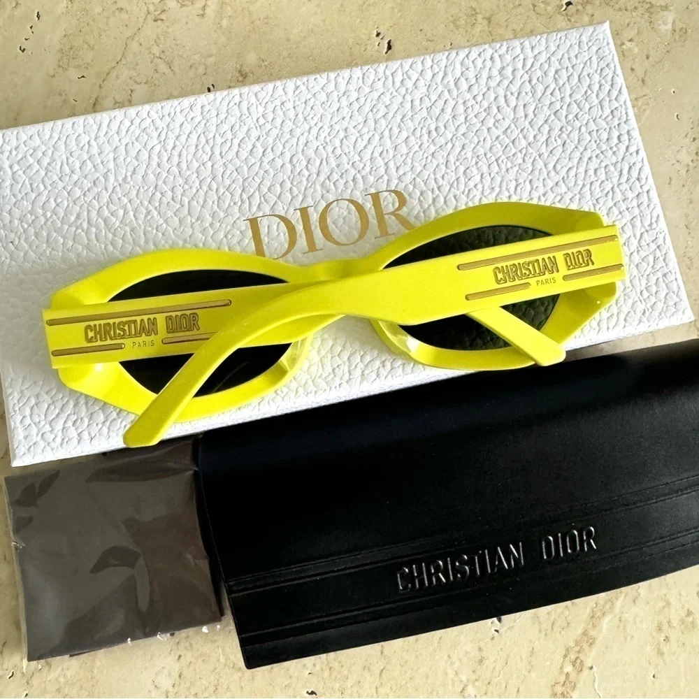New! Dior Signature B1U 66C0 Sunglasses, Neon Yellow, Authentic - Picture 6 of 12